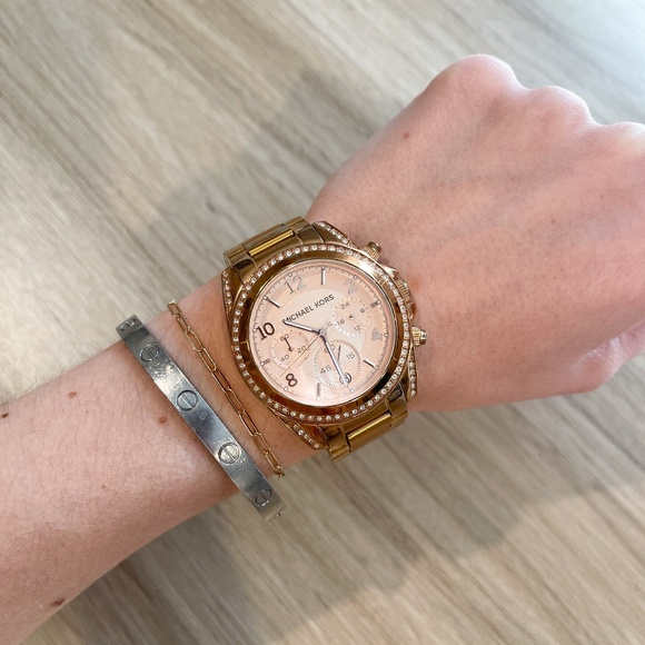 [Michael Kors] Rose Gold Watch - Picture 1 of 4